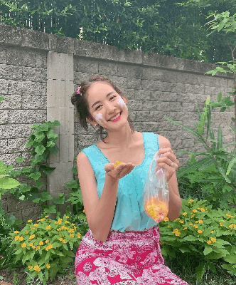 Ploy, Thai escort in Singapore, Lavender district